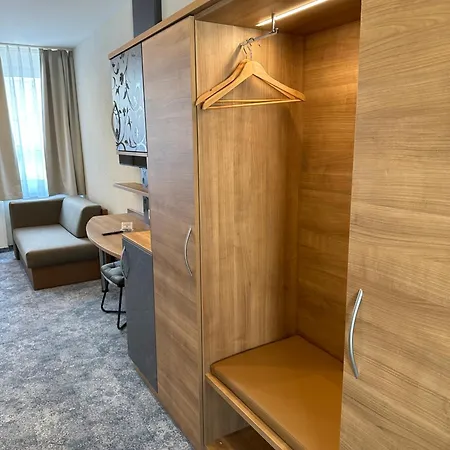 Krancher Otel Rüdesheim am Rhein